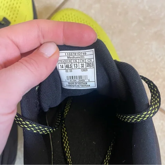 BROOKS ANTHEM 5 MENS VIBRANT YELLOW SNEAKERS LACE UP RUNNING SHOES SIZE 14 D - Picture 6 of 8